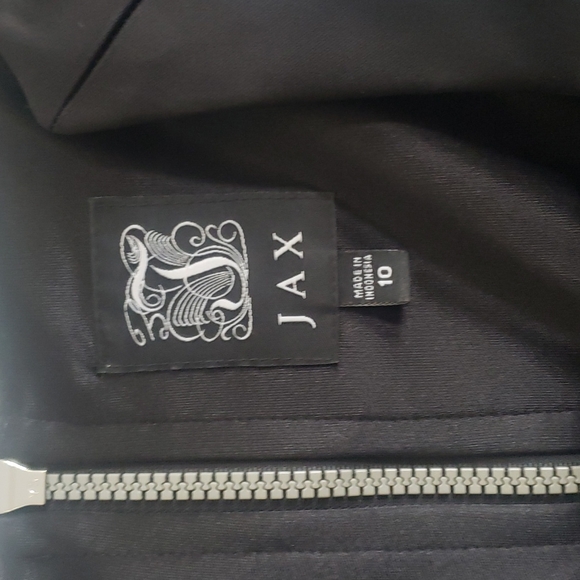 JAX DRESS - Picture 2 of 3